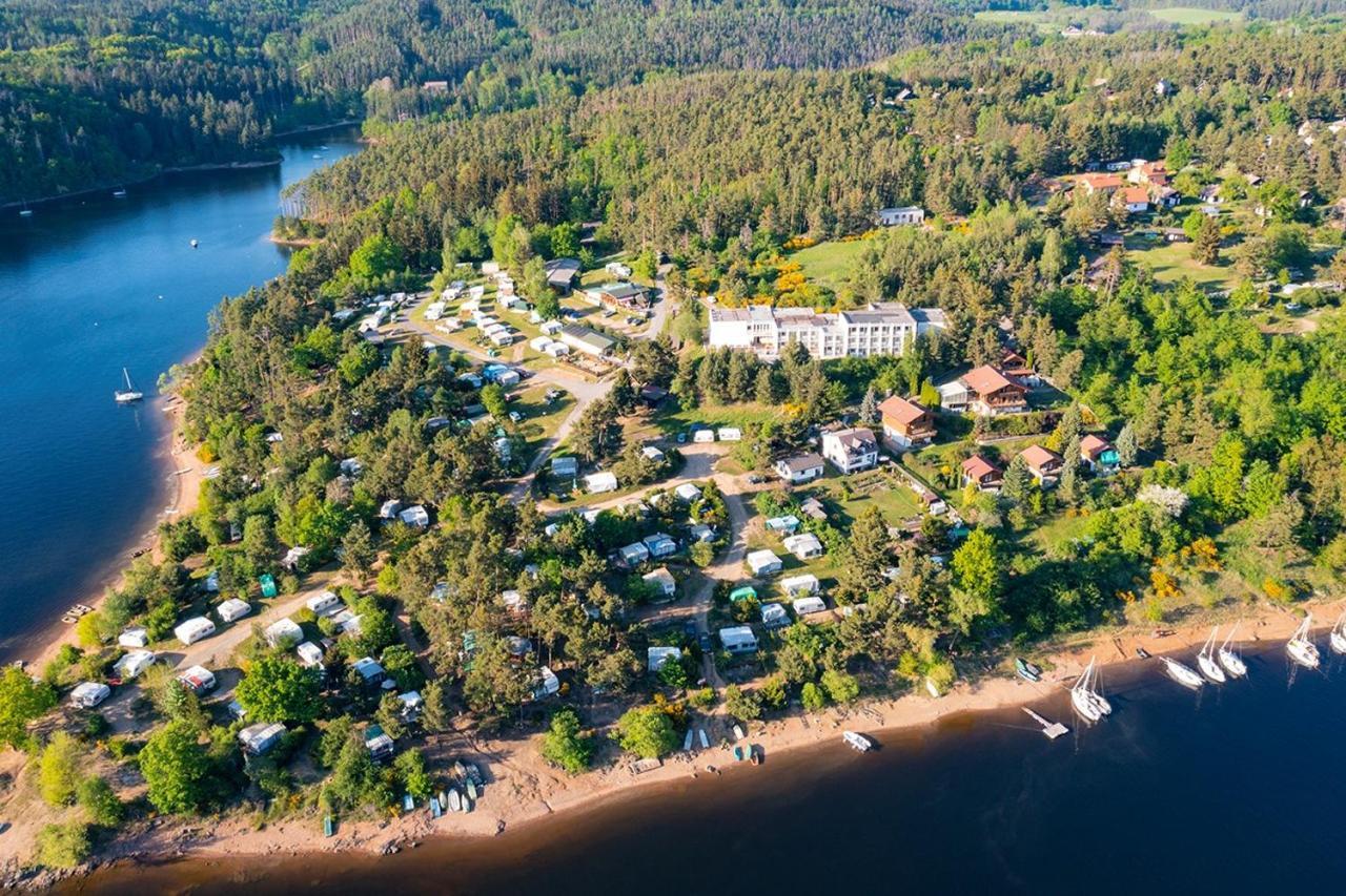 Hotel Panorama Orlik Klucenice Esterno foto