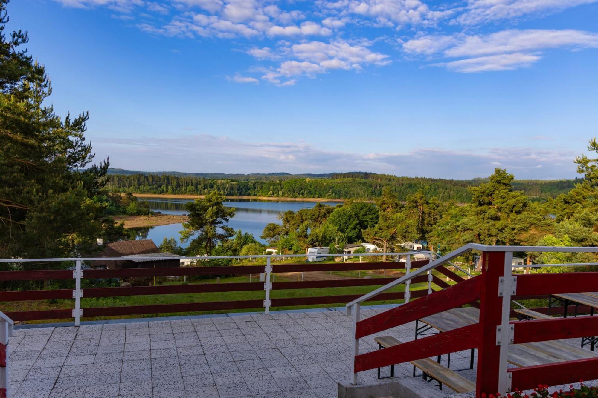 Hotel Panorama Orlik Klucenice Esterno foto